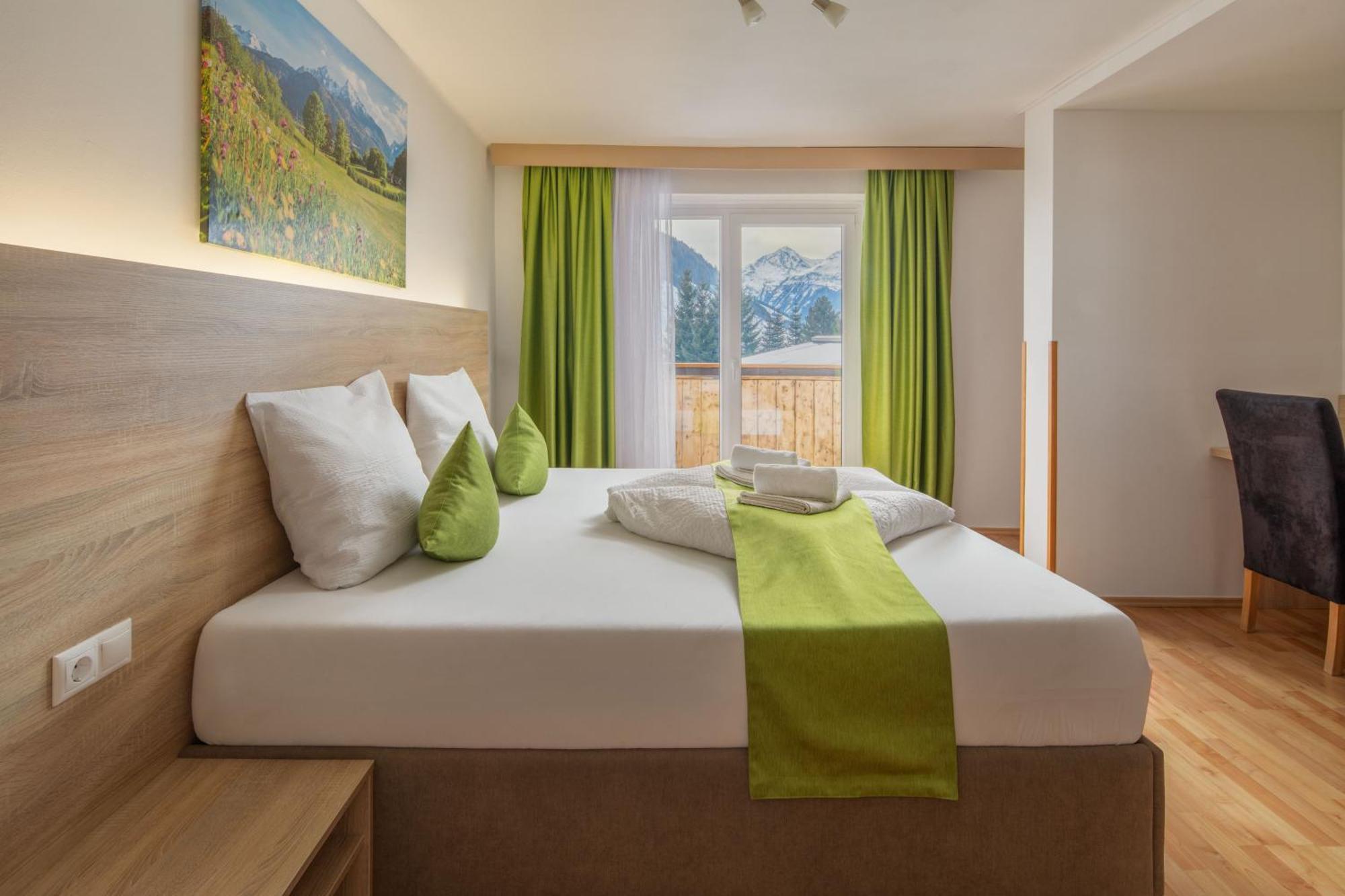 Hotel Sonnhof Раурис Екстериор снимка