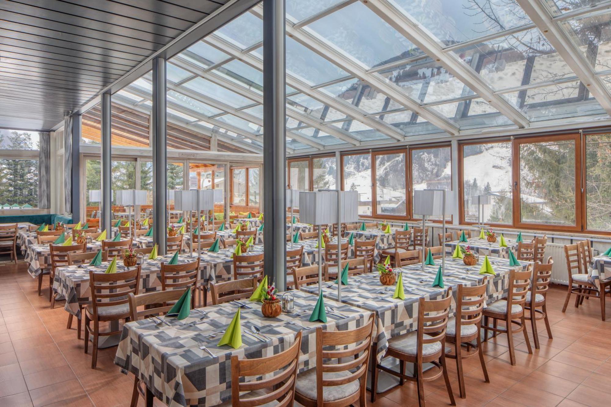 Hotel Sonnhof Раурис Екстериор снимка